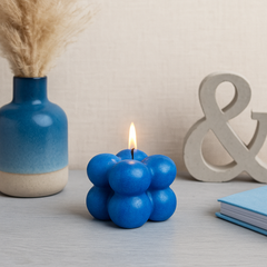 front view of Bubble blue Candle